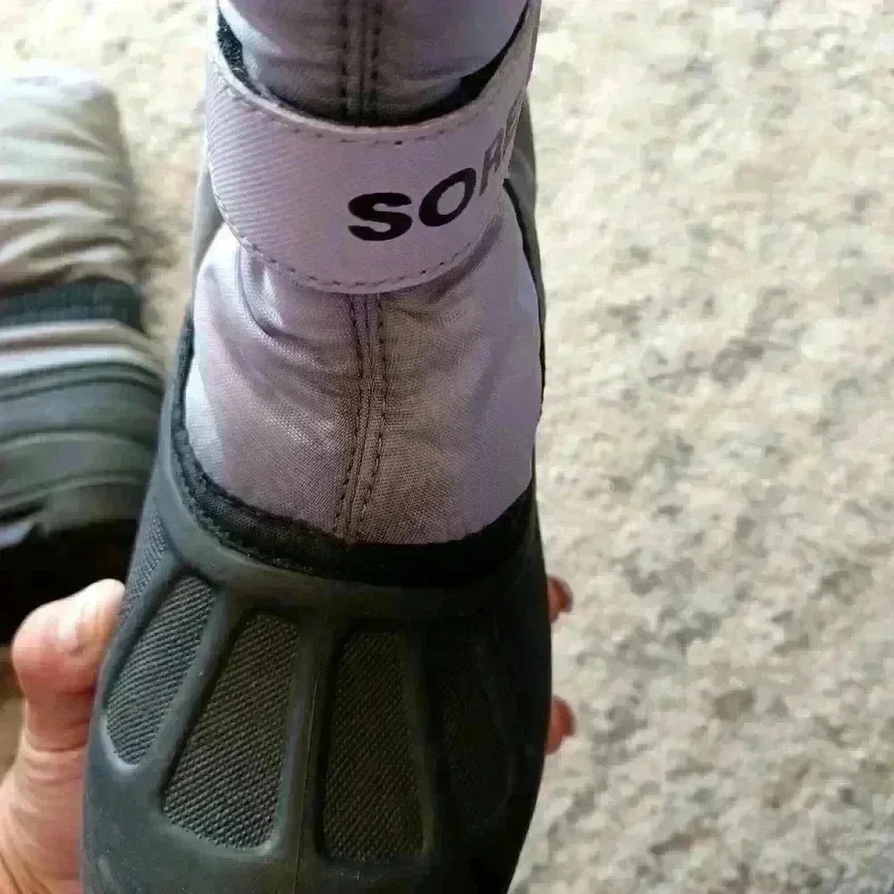 Sorel Youth Purple and Gray Flurry Snow Boots 3Y
